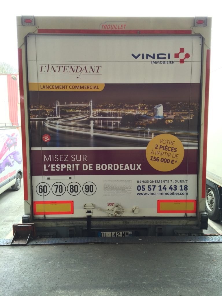 Marquage Lettrage de porteur & de semi-remorque 1 lettrage camion marquage porteur 11 1 e1511276316432